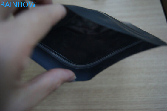 Túi trà lá nhôm Đóng gói / Đứng lên Matt Túi cà phê bằng nhựa màu đen có khóa Zip