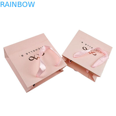 Logo in tùy chỉnh Đẹp trắng đen túi giấy quà tặng quần áo sang trọng túi mua sắm giấy với tay cầm ruy băng