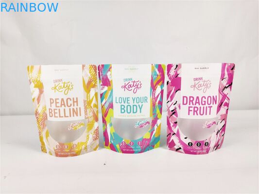 Chiếc túi Tote thời trang với tay cầm màu trắng được bán