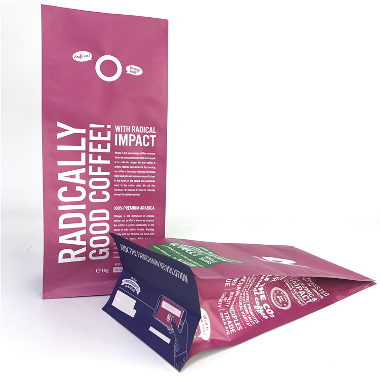 Túi nhôm VMPET không có BPA bên hông 400ml có van