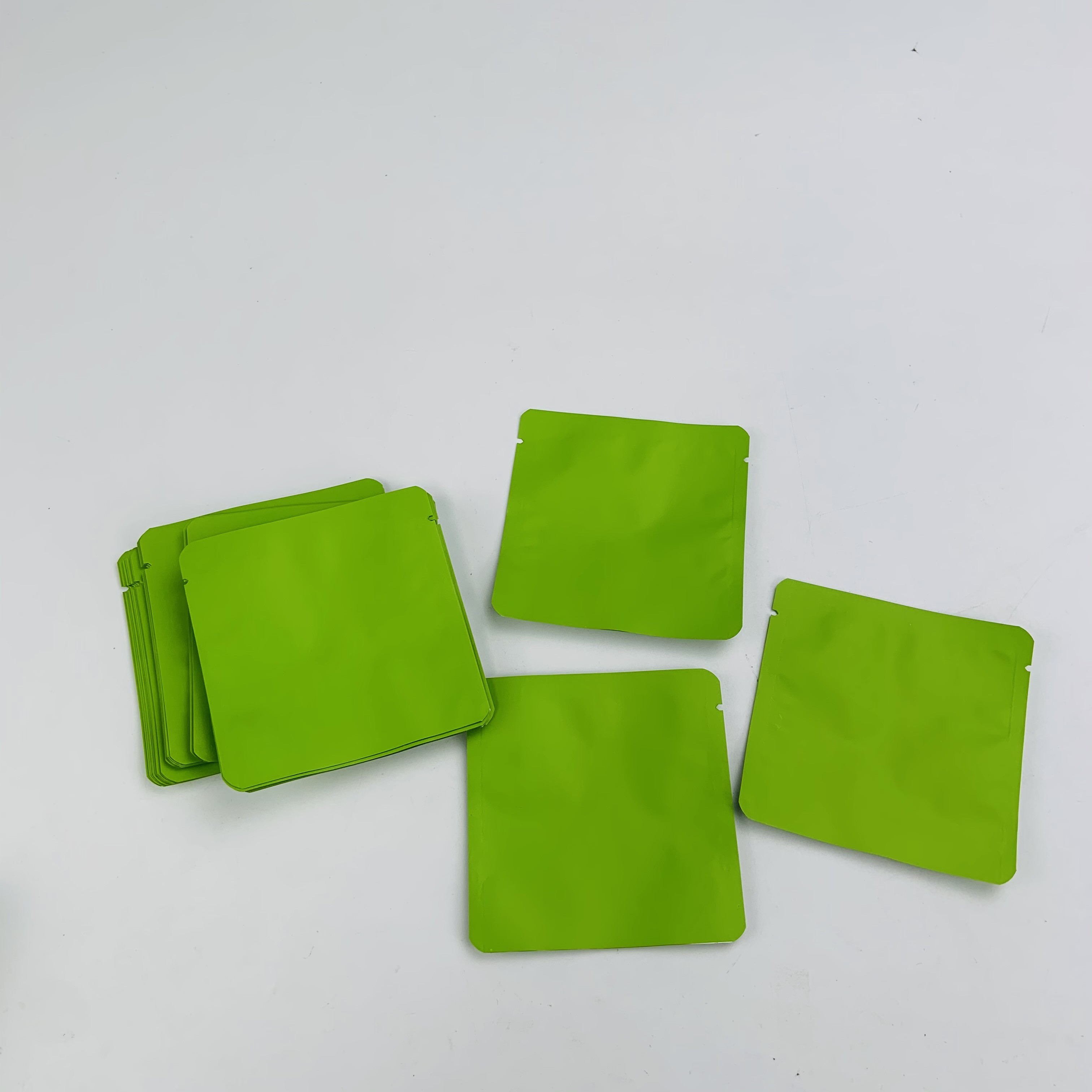 Chăm sóc da FDA 150micron 1ml 2ml Túi giấy Mylar có thể thay đổi được CMYK