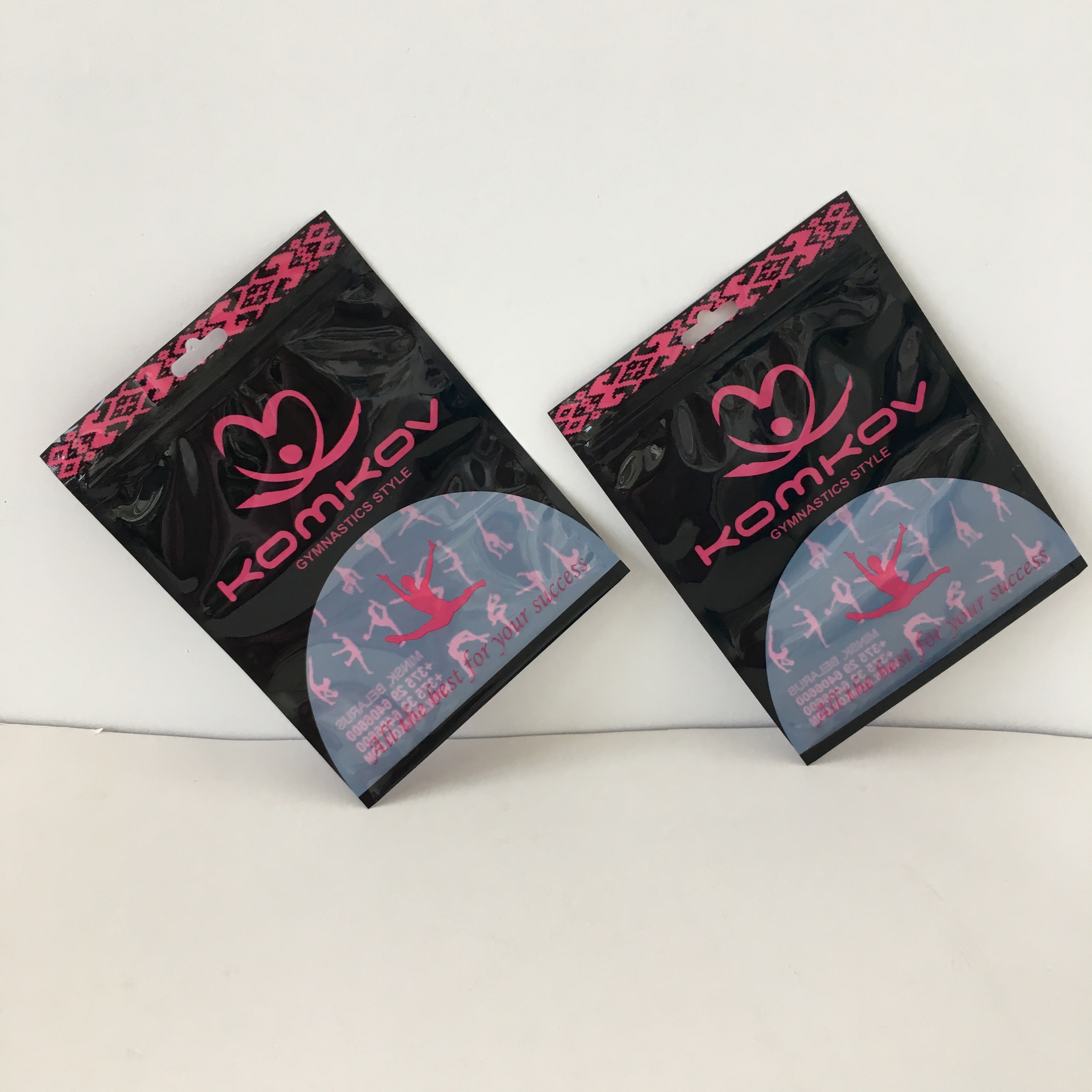 80 microns CMYK Quần áo trong suốt Túi Ziplock Đứng lên Túi MOPP VMPET