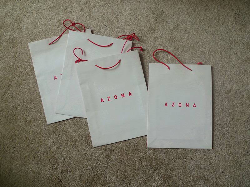 Màu sắc lạ mắt Túi giấy tùy chỉnh Giấy kraft có in logo